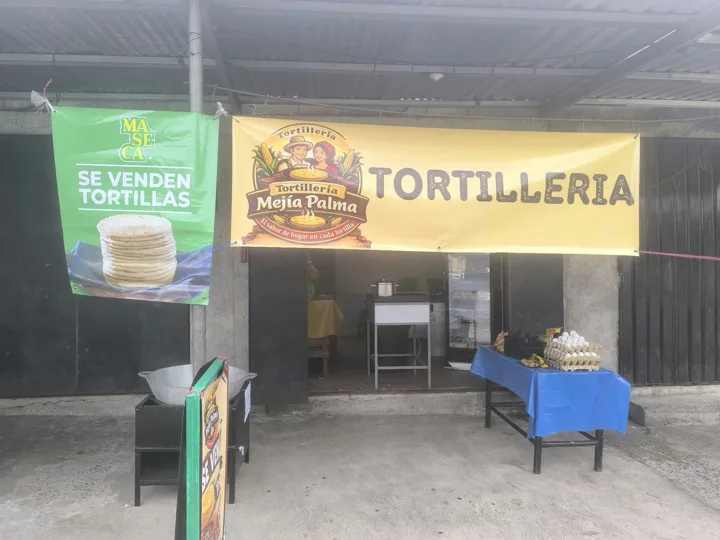 La entrada al negocio